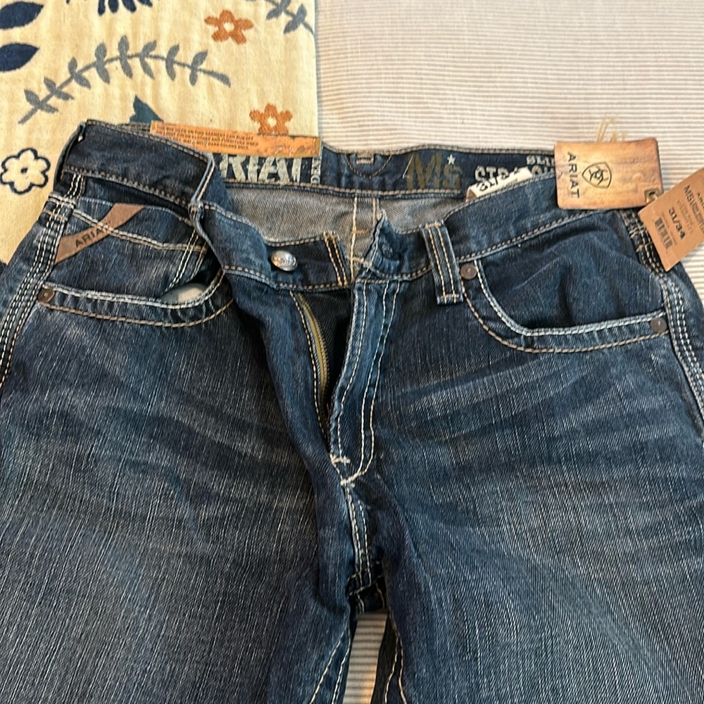 ARIAT M5 31x34 NWT